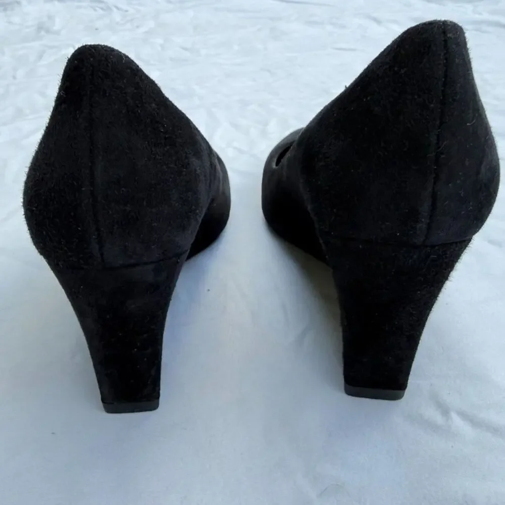 Aquatalia Posie Black Suese Weatherproof Wedge Pump Size 5